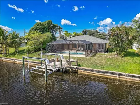 624 Mohawk Pkwy, Cape Coral, FL 33914
