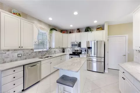4805 Shinnecock Hills Ct #102, Naples, FL 34112