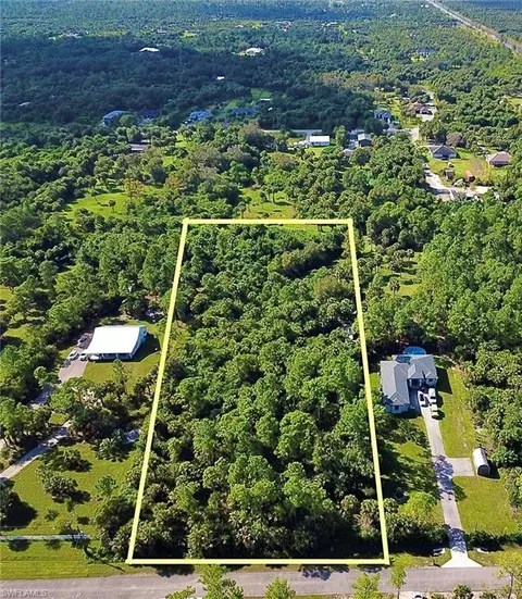 2680 26th Ave SE, Naples, FL 34117