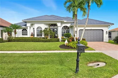 469 Persian Ct, Marco Island, FL 34145
