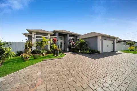 1214 Embers Pkwy W, Cape Coral, FL 33993