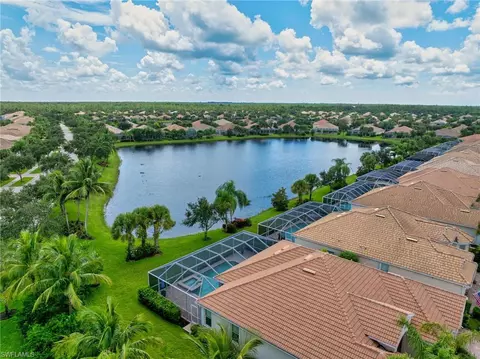 8637 Julia Ln, Naples, FL 34114