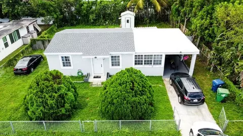 18040 NW 2nd Ct, Miami Gardens, FL 33971
