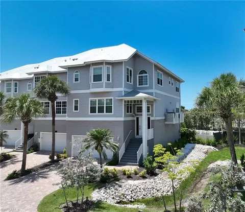 117 Barefoot Cir #18, Bonita Springs, FL 34134