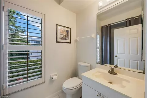 Bath - 545 11th Ave S #104, Naples, FL 34102 photo 4 of 4