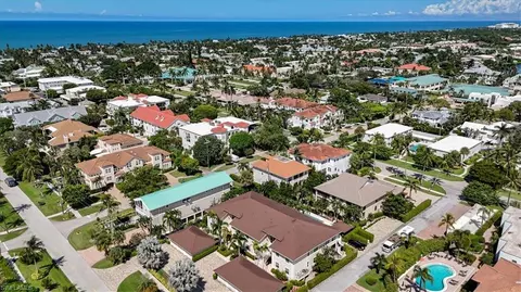 View/Area - 545 11th Ave S #104, Naples, FL 34102 photo 3 of 6