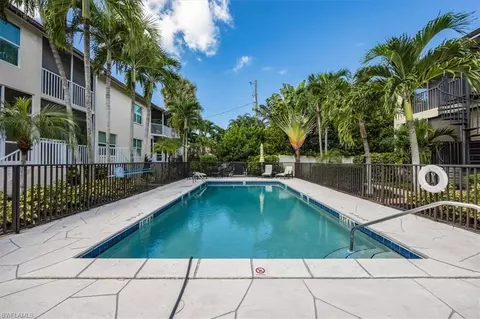 Exterior - 545 11th Ave S #104, Naples, FL 34102 photo 3 of 4