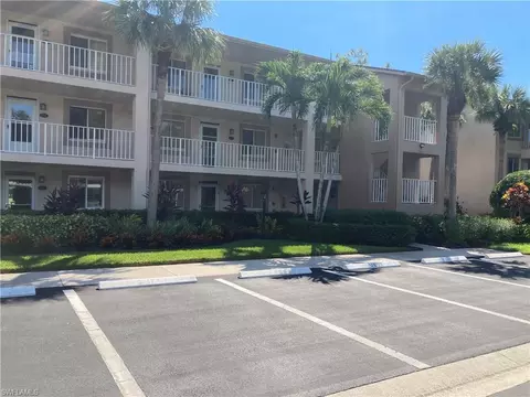 7340 Glenmoor Ln #3108, Naples, FL 34104