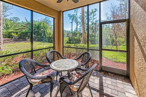 9715 Acqua Ct #111, Naples, FL 34113