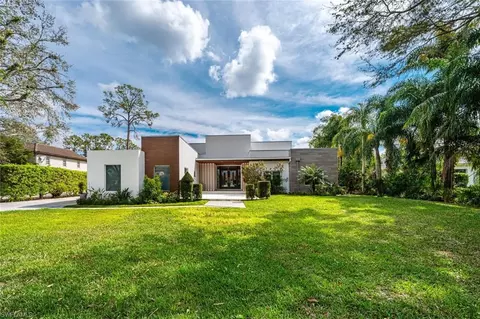 9240 The Ln, Naples, FL 34109