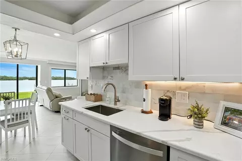 896 Buttonwood Dr #110, Fort Myers Beach, FL 33931