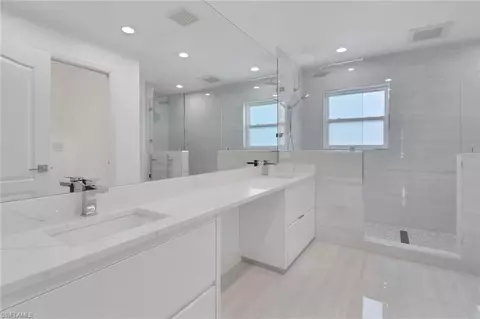 Bath - 20522 Ardore Ln, Estero, FL 33928 photo 2 of 4