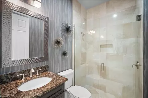Bath - 4450 Caldera Cir, Naples, FL 34119 photo 5 of 6