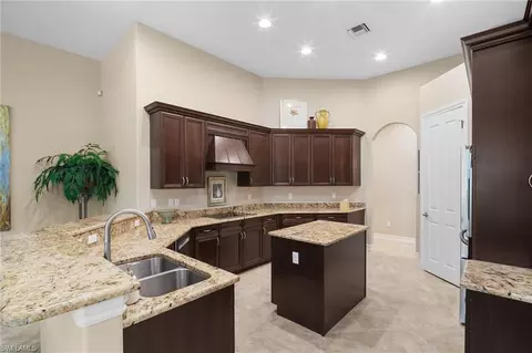 7721 Classics Dr, Naples, FL 34113 photo 13