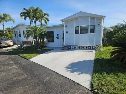 15 Zircon Dr #15Z, Naples, FL 34114