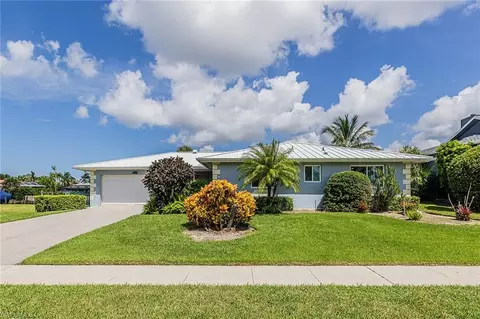 816 Manor Ter, Marco Island, FL 34145