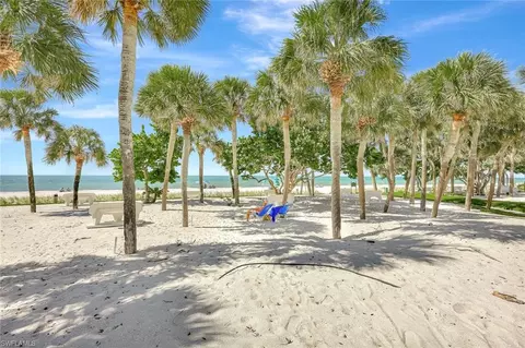 Exterior - 788 Park Shore Dr #E39, Naples, FL 34103 photo 1 of 8