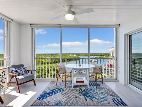 13105 Vanderbilt Dr #606, Naples, FL 34110