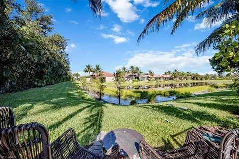 13504 Mandarin Cir, Naples, FL 34109