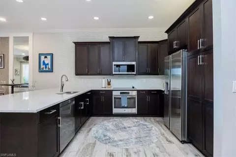 13504 Mandarin Cir, Naples, FL 34109 photo 4