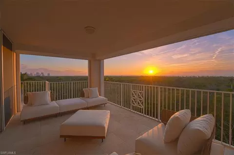 6597 Nicholas Blvd #601, Naples, FL 34108