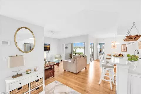 2711 Citrus Lake Dr #F104, Naples, FL 34109