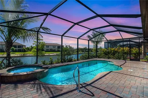 28107 Foxrock Ct, Bonita Springs, FL 34135