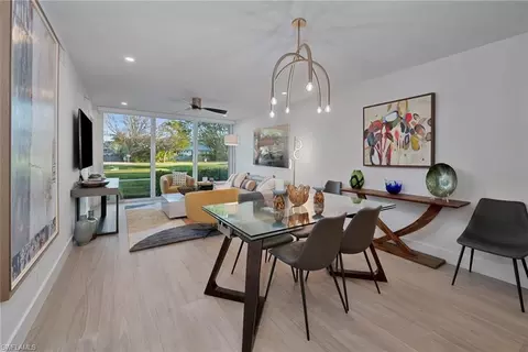 670 Broad Ave S #J670, Naples, FL 34102
