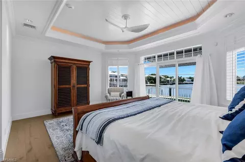 Bedroom - 400 Spring Line Dr, Naples, FL 34102 photo 2 of 3