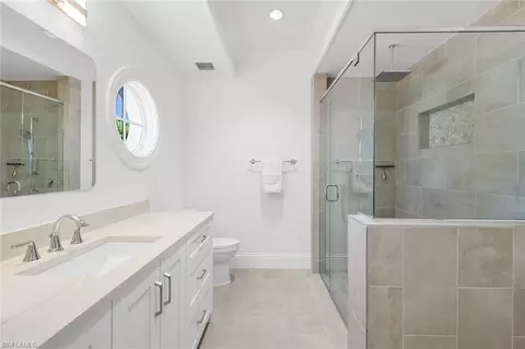 Bath - 400 Spring Line Dr, Naples, FL 34102 photo 4 of 4
