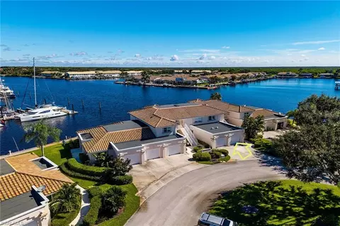 269 Sunrise Cay #4, Naples, FL 34114
