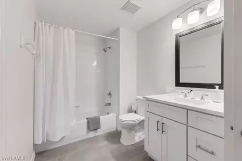Bath - 9185 Celeste Dr #204, Naples, FL 34113 photo 2 of 2