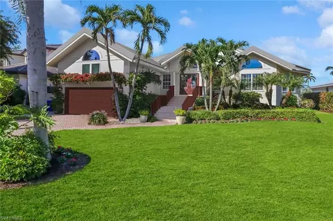 Exterior - 1275 Cobia Ct, Naples, FL 34102 photo 2 of 8