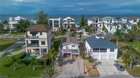 26570 Bay Rd, Bonita Springs, FL 34134