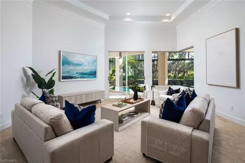896 Barcarmil Way, Naples, FL 34110 photo 9
