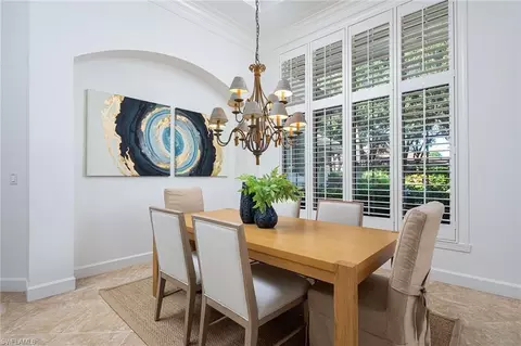 896 Barcarmil Way, Naples, FL 34110 photo 12