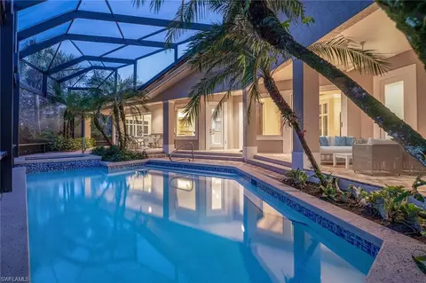 896 Barcarmil Way, Naples, FL 34110 photo 6