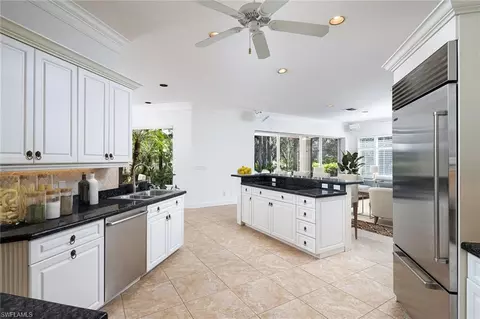 896 Barcarmil Way, Naples, FL 34110 photo 18