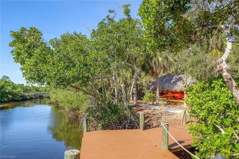 896 Barcarmil Way, Naples, FL 34110 photo 38