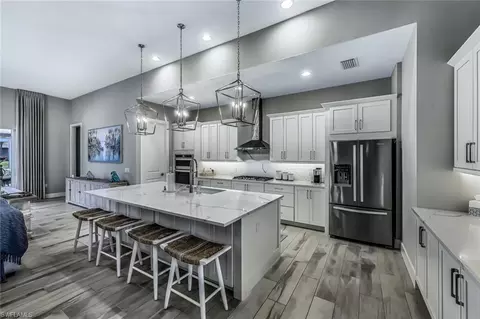 Kitchen - 3178 Cotuit Ln, Naples, FL 34114 photo 2 of 5