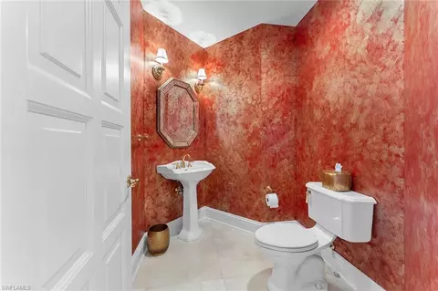 Bath - 81 Seagate Dr #801, Naples, FL 34103 photo 3 of 6