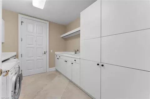 Other - 81 Seagate Dr #801, Naples, FL 34103 photo 6 of 8