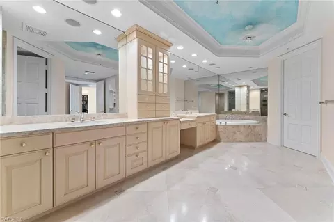 Bath - 81 Seagate Dr #801, Naples, FL 34103 photo 2 of 6