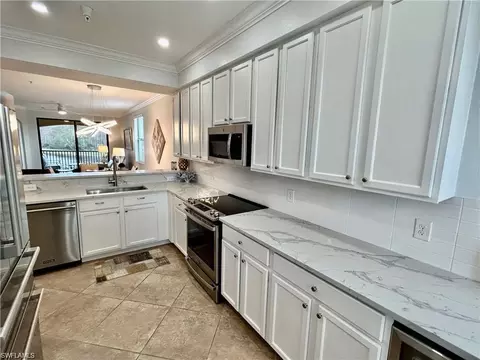 9566 Trevi Ct #4928, Naples, FL 34113 photo 10