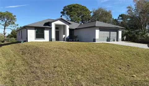 4210 35th St SW, Lehigh Acres, FL 33976