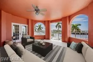 451 Bayfront Pl #5207, Naples, FL 34102