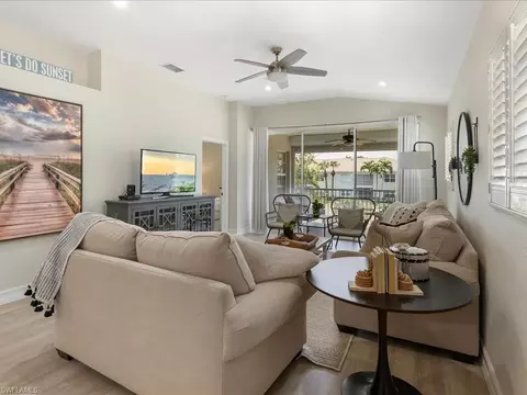 6927 Satinleaf Rd N #204, Naples, FL 34109