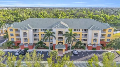 11041 Gulf Reflections Dr #203, Fort Myers, FL 33908