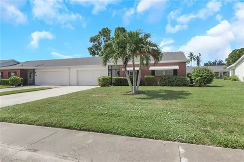 7032 Cedarhurst Dr, Fort Myers, FL 33919
