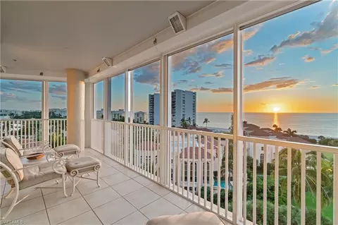 3971 Gulf Shore Blvd N #802, Naples, FL 34103